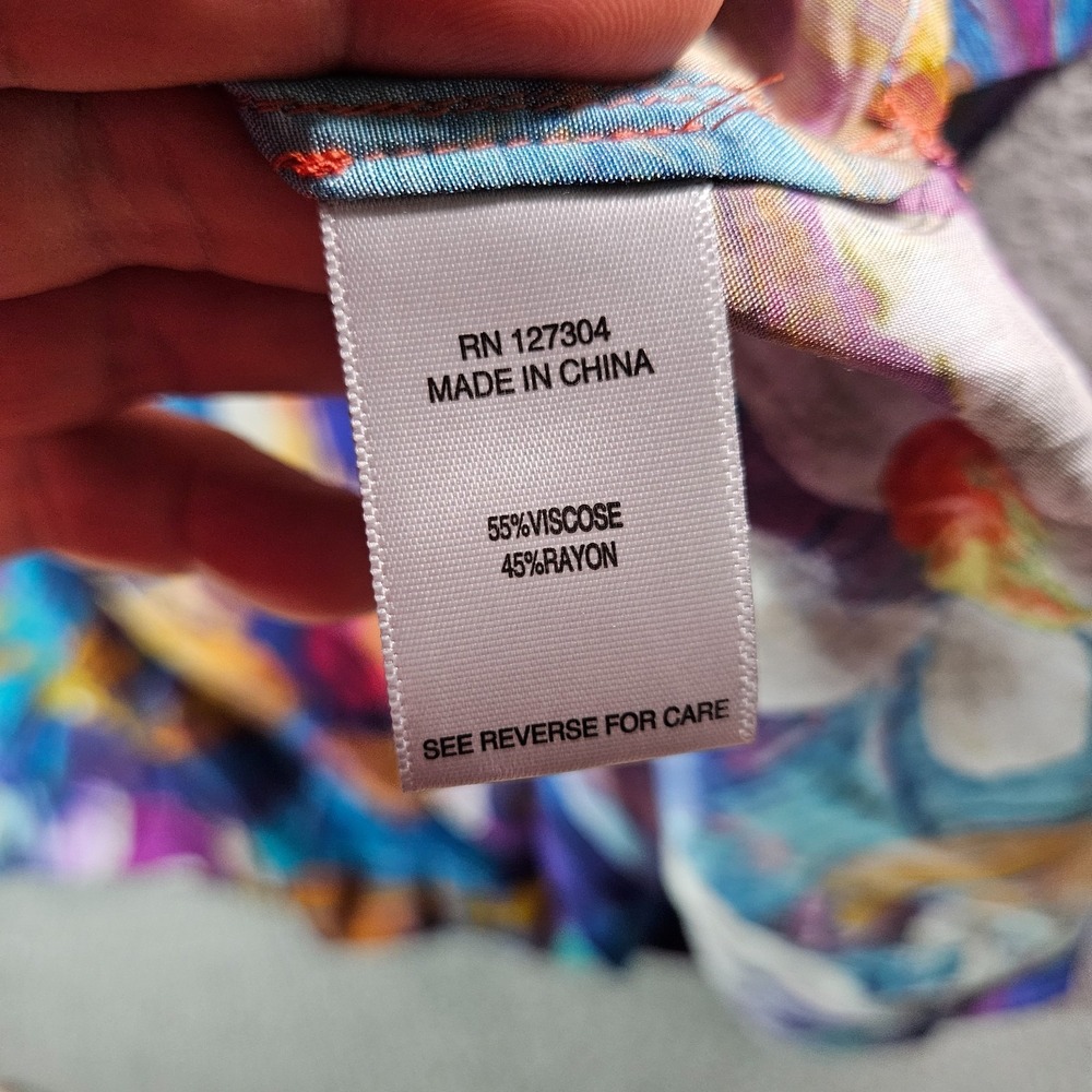$119 NEW John Mark Top Shirt Women 2X 1/2 Button Floral Painting Lightweight - Picture 6 of 11
